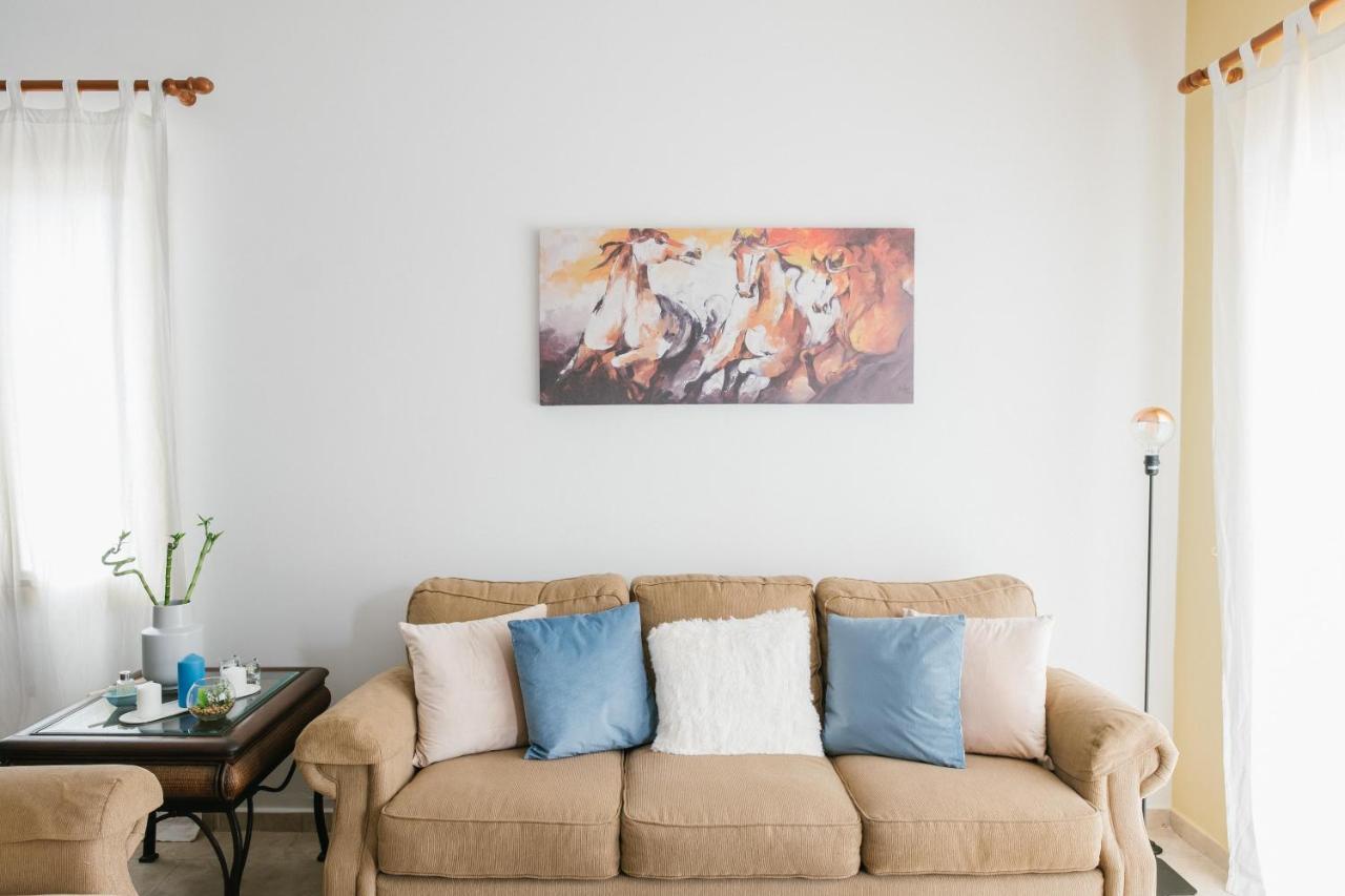 Aphrodite Gardens No.9 Luxury Apt Paphos ภายนอก รูปภาพ