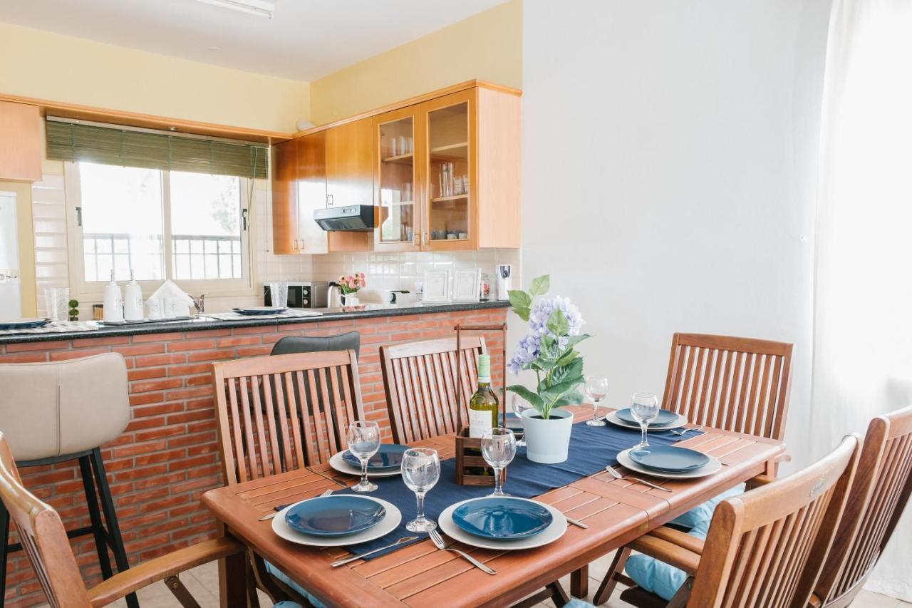 Aphrodite Gardens No.9 Luxury Apt Paphos ภายนอก รูปภาพ