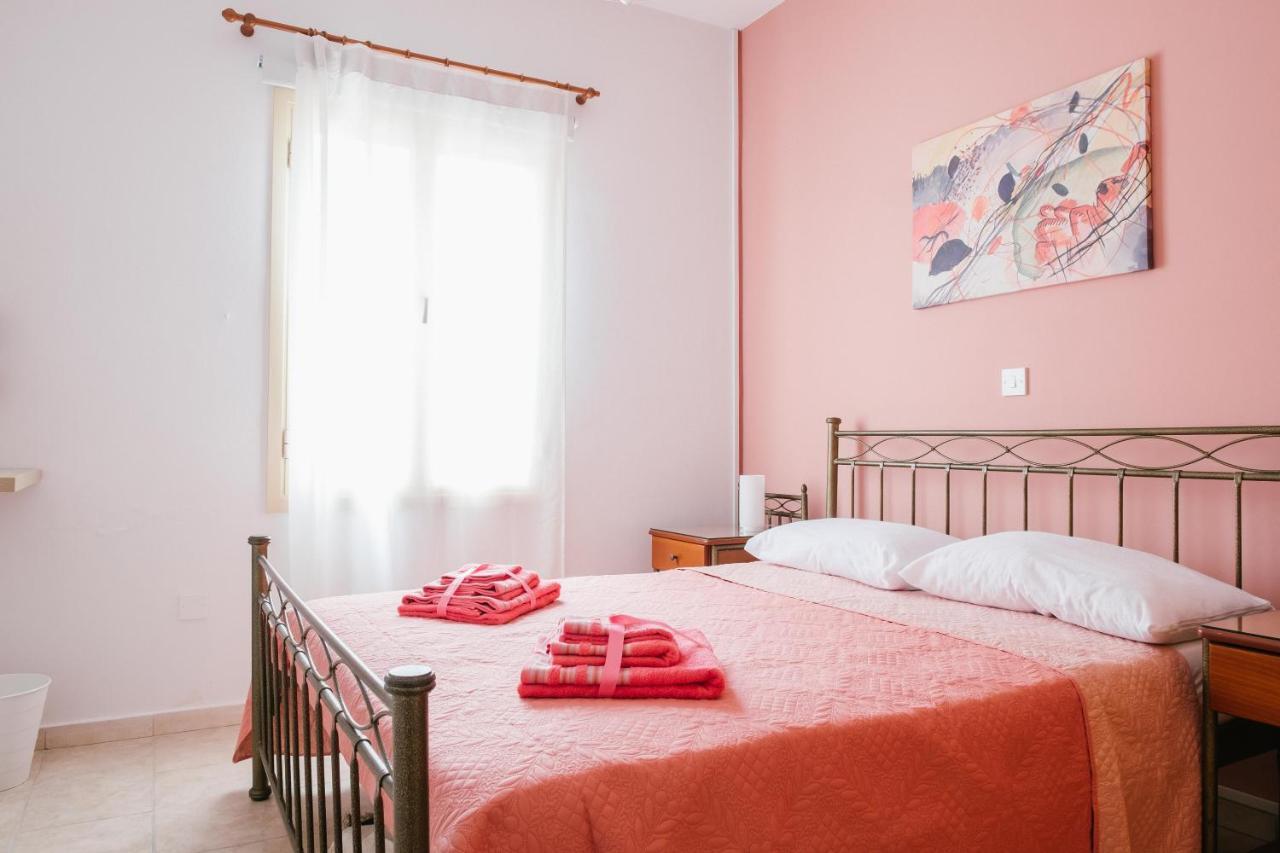 Aphrodite Gardens No.9 Luxury Apt Paphos ภายนอก รูปภาพ